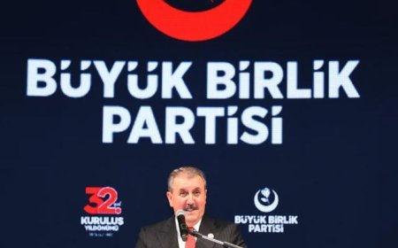 Büyük Birlik Partisi'nin 32. Yıldönümü Coşkuyla Kutlandı